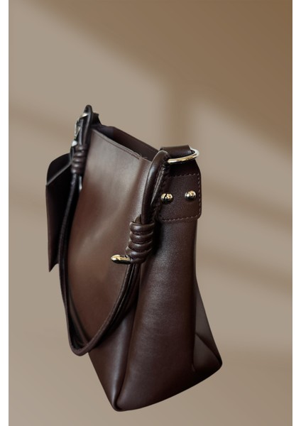 Fermuarlı Içi Cepli Yavrulu Acı Kahve Kadın El ve Omuz Çantası modelleri