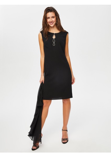 Damla Taş Detaylı Şifon Pelerinli Abiye Elbise 015 fırsatları