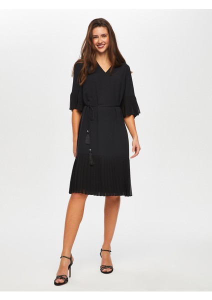 Pilise Dantel Garnili V Yaka Abiye Elbise 018 fiyatları