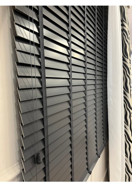 Antrasit Gri Rengi %100 Orijinal Ahşap Jaluzi Perde 50 Mm Ofis Modern Ve Tüm Mekanlar Için indirimleri
