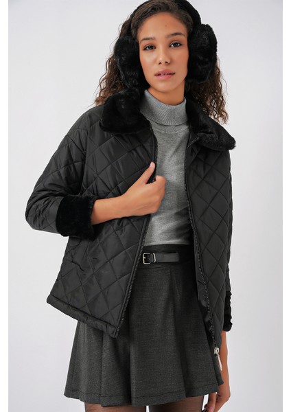 5202 Peluş Detaylı Kapitone Mont - Siyah