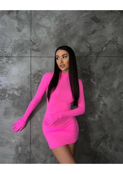 Pembe Eldiven Detaylı Mini Elbise