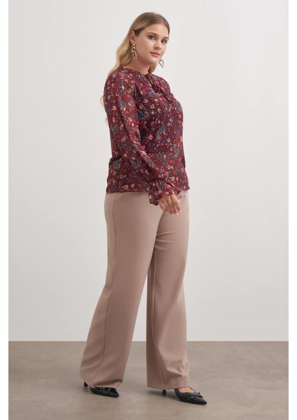 Önü Bağcıklı Şifon Bluz