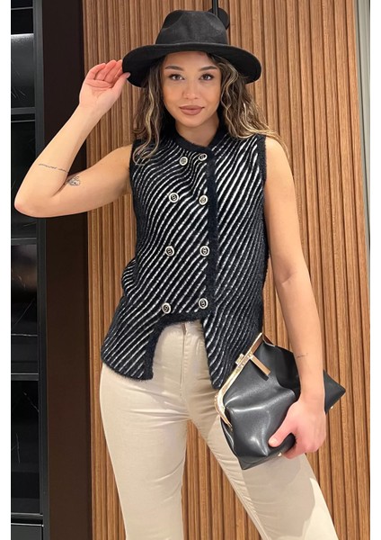 Kadın Yumoş Iplik Sakallı Triko Yelek