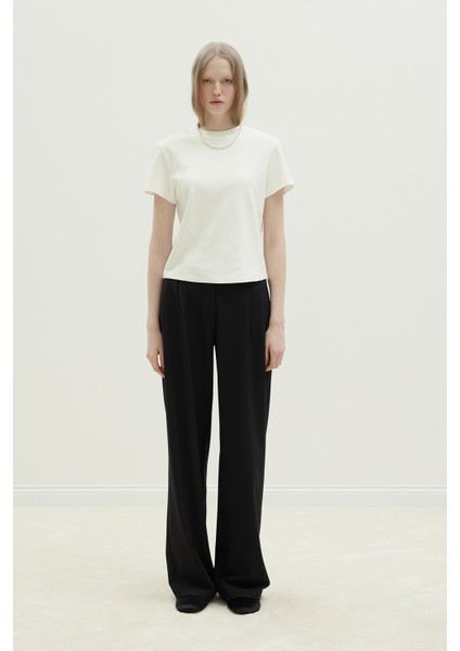 Ekru Comfy Basic Tişört