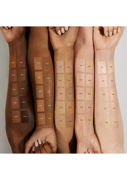 Soft' Lit Naturally Luminous Foundation - Fondöten 130 (85 gr)
