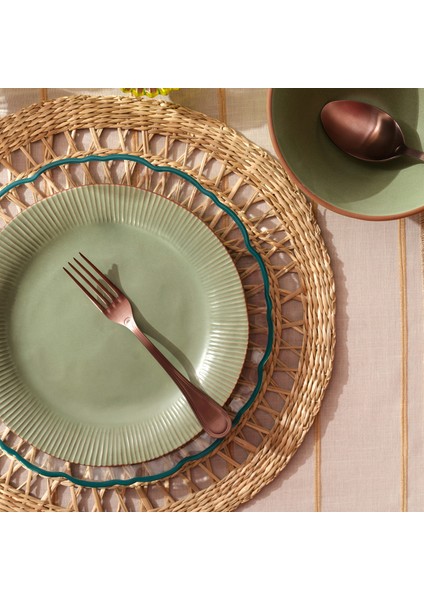 Lılıng Renkli Kil Yemek Tabağı 22 cm Yeşil