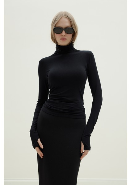 Siyah Boğazlı Tensel Body