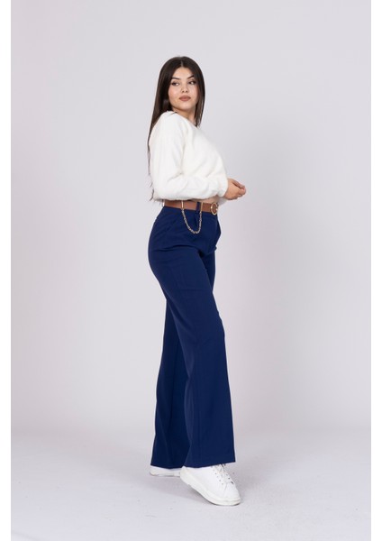 Bol Paça Cepli Kemerli ve Zincir Detaylı Atlas Kumaş Pantolon 30024 fırsatları