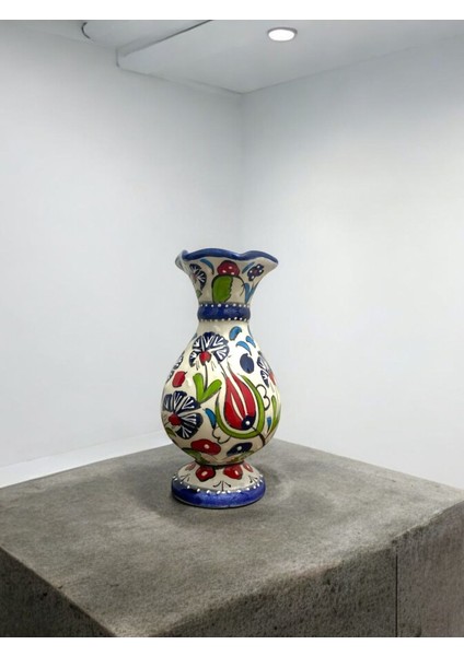 El Yapımı Kütahya Çini Sümbül Vazo - 15 cm (Özel Tasarım)
