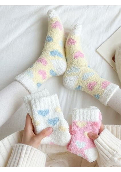 3'lü Peluş Kışlık Yumuşak Yünlü Kokulu Kalpli Uyku Çorabı