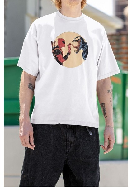 Deadpool x Venom Baskılı Unisex Tişört, Oversize Marvel Film Karakter Tişört