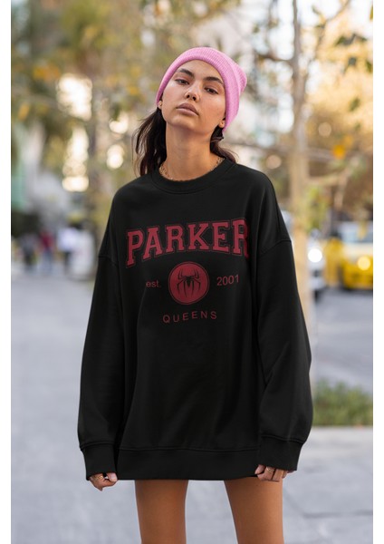 Parker Est. 2001 Queens Yazılı Unisex Oversize Spider-Man Sweatshirt fiyatları