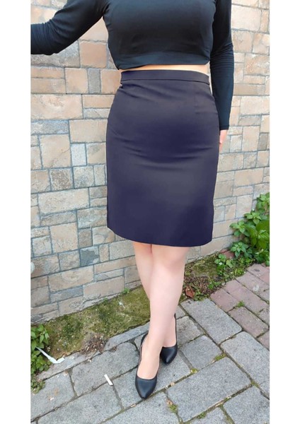 Kısa Arkadan Yırtmaçlı Astarlı Fermuarlı Düğmeli Portoriko Kumaş Kalem Etek indirimleri