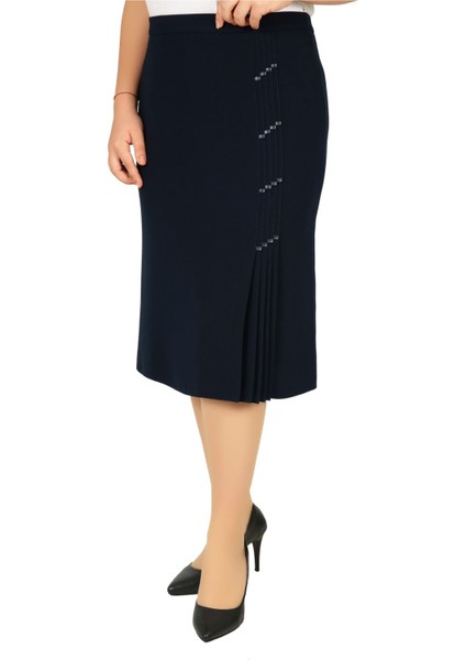 Kısa Büyük Beden Deri Detaylı Astarlı Krep Pileli Etek