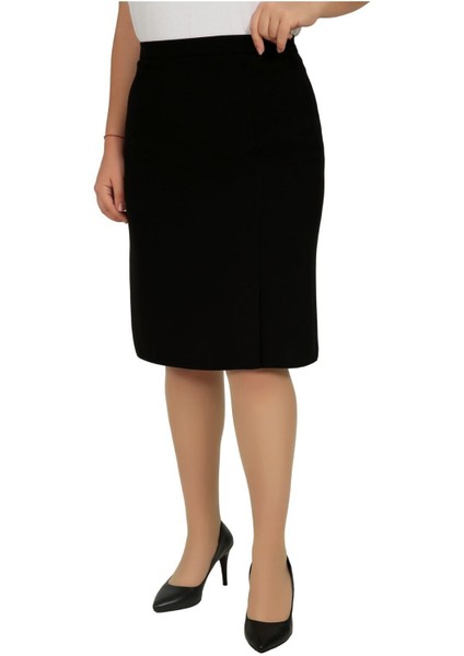 Kısa Diz Üstü Yırmaçlı Ofis Etek