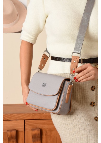 Yeni Sezon Kolon Askılı 4 Bölmeli Gri Kadın Omuz Çantası 21X16CM PBU2174