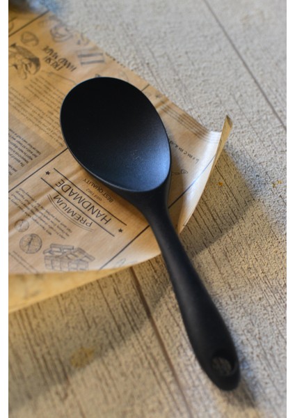 Sert Uçlu Silikon Pilav Kaşığı Yüksek Isıya Dayanıklı Yanmaz Yapışmaz Silikon Kaşık 22 Cm - Siyah