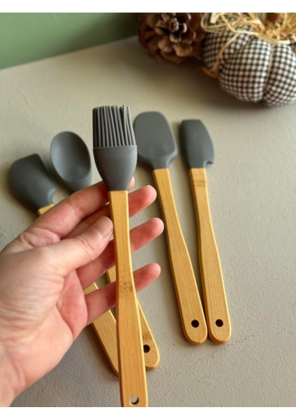 Betty 5 Li Mini Bambu Spatula Seti - Gri