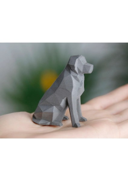 Low Poly Golden Retriever Figürü