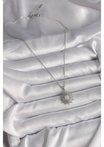 316L Çelik Gümüş Renk Zincir Beyaz Mineli Güneş Model Kadın Kolye