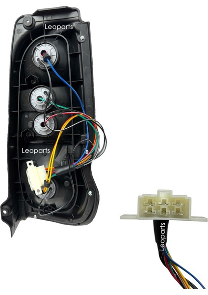 Toyota Hiace Stop Lambası Sol 2000-2008 81560-26130 fiyatları