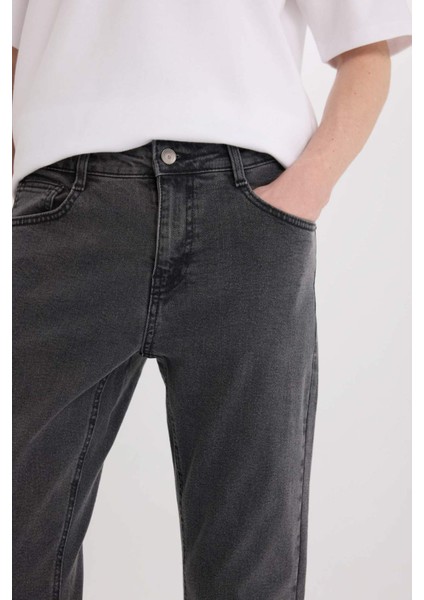 Sergio Regular Fit Normal Kalıp Normal Bel Boru Paça Jean Pantolon D9827AX25SP