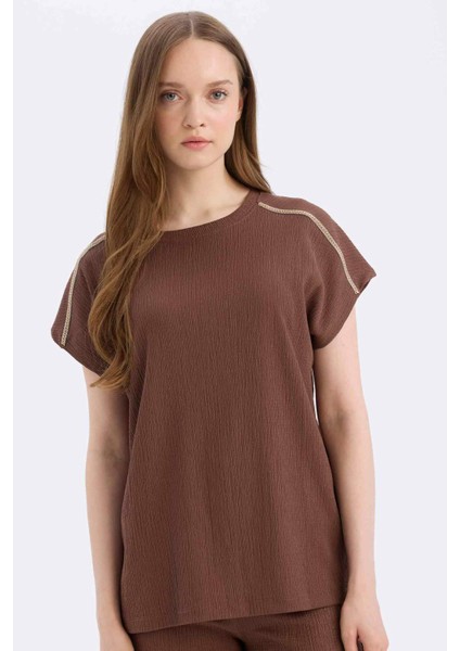 Regular Fit Bisiklet Yaka Bürümcük Kısa Kollu Tişört E1639AX25SP fırsatları