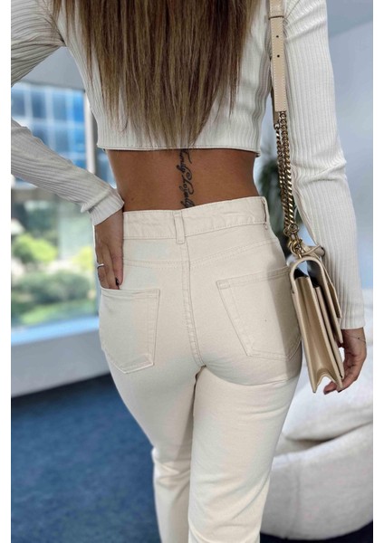 Timeless Mom Fit - Yüksek Belli Rahat Jean