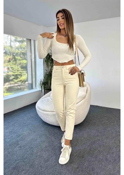 Timeless Mom Fit - Yüksek Belli Rahat Jean