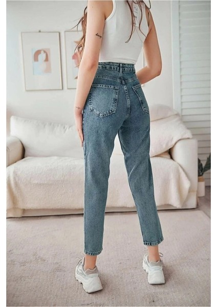 Timeless Mom Fit - Yüksek Belli Rahat Jean