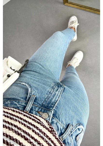Retro Comfort Mom Jean - Yüksek Bel Rahat Kesim modelleri