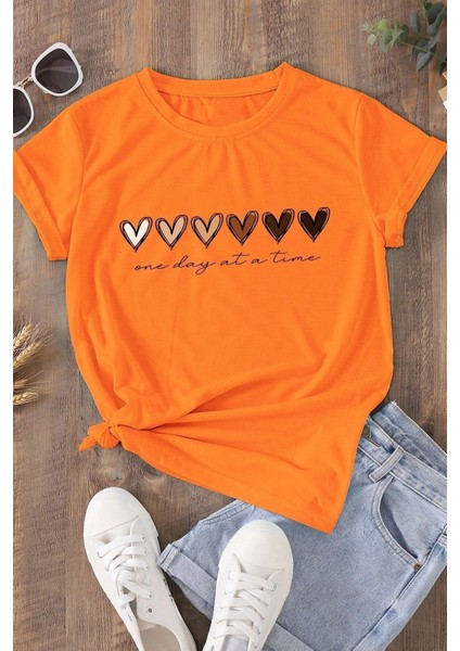 Kadın Hearts Baskılı Tasarım T-Shirt Oversize Salaş