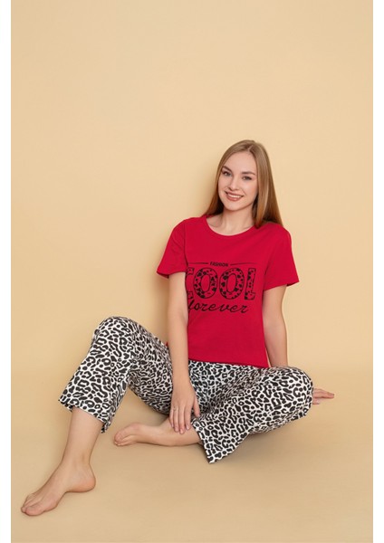 Kadın Kırmızı Renk Leopar Desenli Kısa Kollu Pijama Takımı