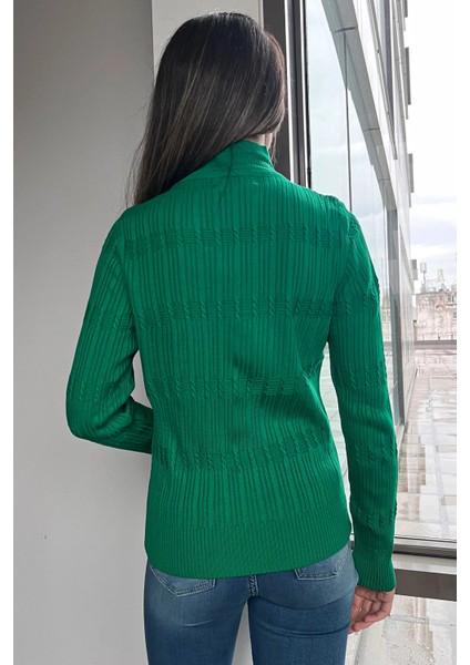 Kadın Yarım Balıkçı Desenli Likralı Triko Bluz P-00001359