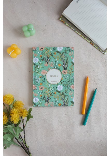 Doğa Desenli Bez Ciltli Defter - 10