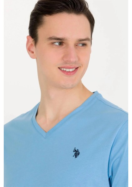 Erkek V Yaka T-Shirt indirimleri