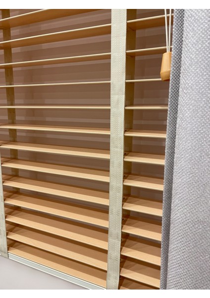 Doğal Ahşap Rengi %100 Orijinal Ahşap Jaluzi Perde 50 Mm Ofis Modern Ve Tüm Mekanlar Için indirimleri