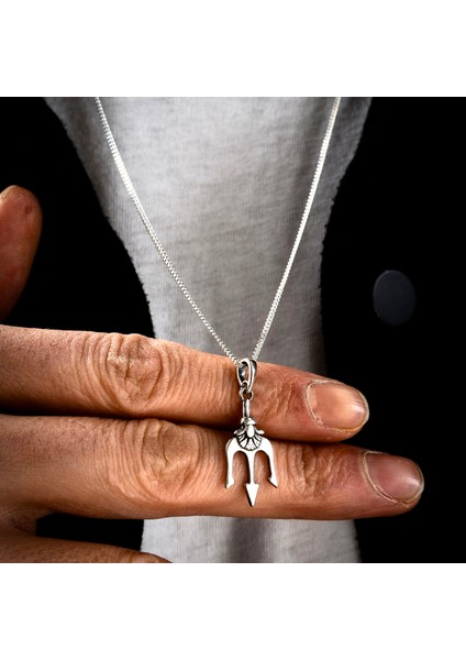Gümüş Mızrak Kolye 925 Ayar Gümüş Poseidon Mızrağı Figürlü Erkek Kolye fiyatları