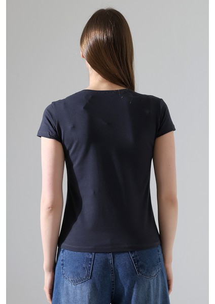 Kare Yaka Kısa Kol Penye Kompakt Likralı Esnek Basic T-Shirt 21069 Füme fırsatları