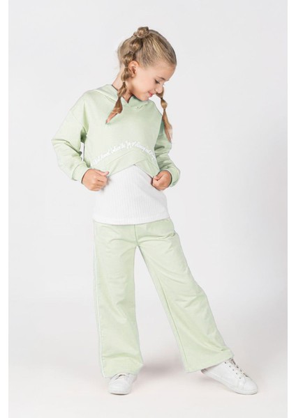 Yazı Baskılı Crop Sweatshirt ve Bol Paça Kız Çocuk Eşofman Takımı - Yeşil