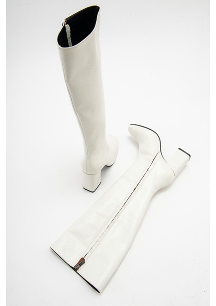 DOLVEN Beyaz Rugan Fermuarlı Kadın Çizme modelleri