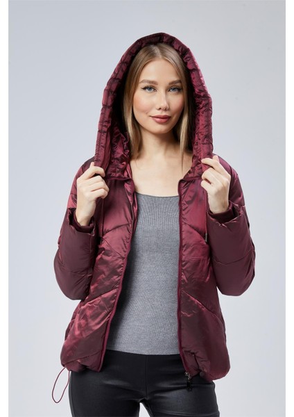 Puffer Büyük Kapşonlu Mont