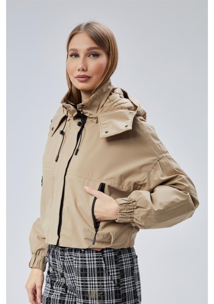 Kapşonlu Mont modelleri