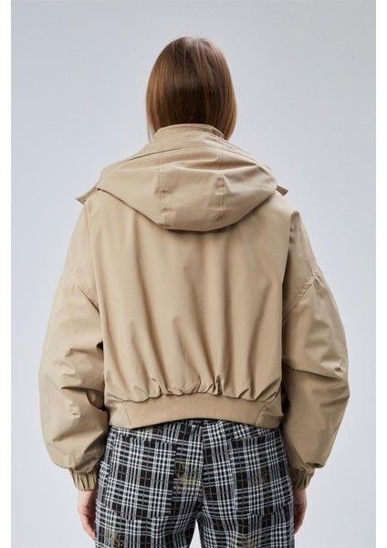 Kapşonlu Mont fırsatları