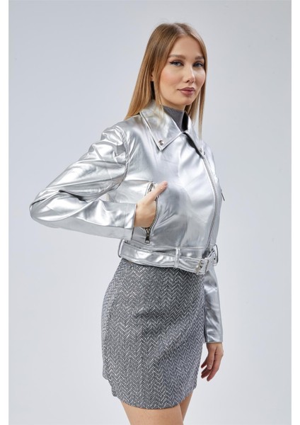 Metalik Kısa Verev Mont