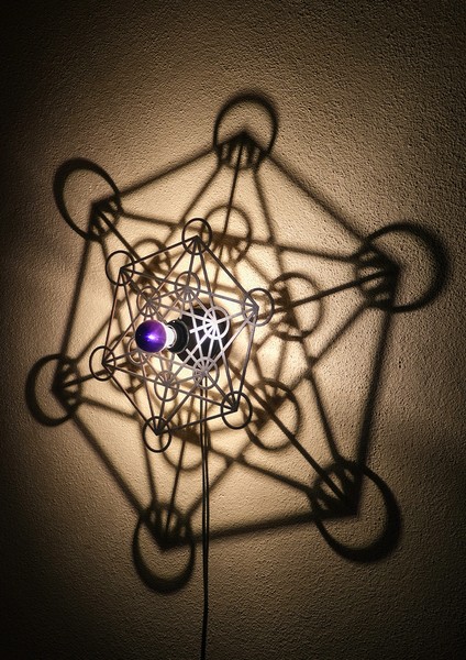 "metatron" 2m Anahtarlı Dekoratif Desenli Gölge Aplik
