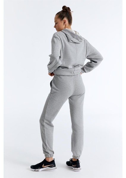 ED7749-08 Star Kadın Kapüşonlu Sweatshirt'ü Grimelanj modelleri