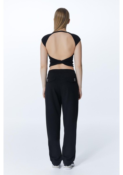 Ed 2340-02 Barbara Sırt Çapraz Detaylı Genç ve Kadın Tişört Siyah fiyatları