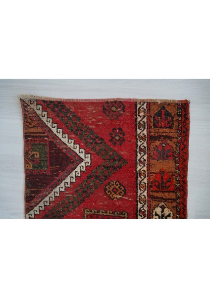 55 x 89 cm Küçük Boy Kırmızı Kahverengi Tribal Desenli El Dokuma Yıkanabilir Kilim modelleri